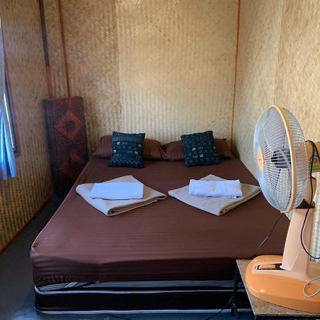 J Giant Hostel Chiang Mai Eksteriør billede