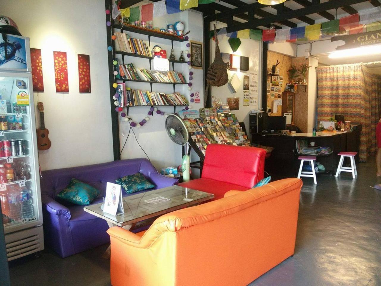 J Giant Hostel Chiang Mai Eksteriør billede