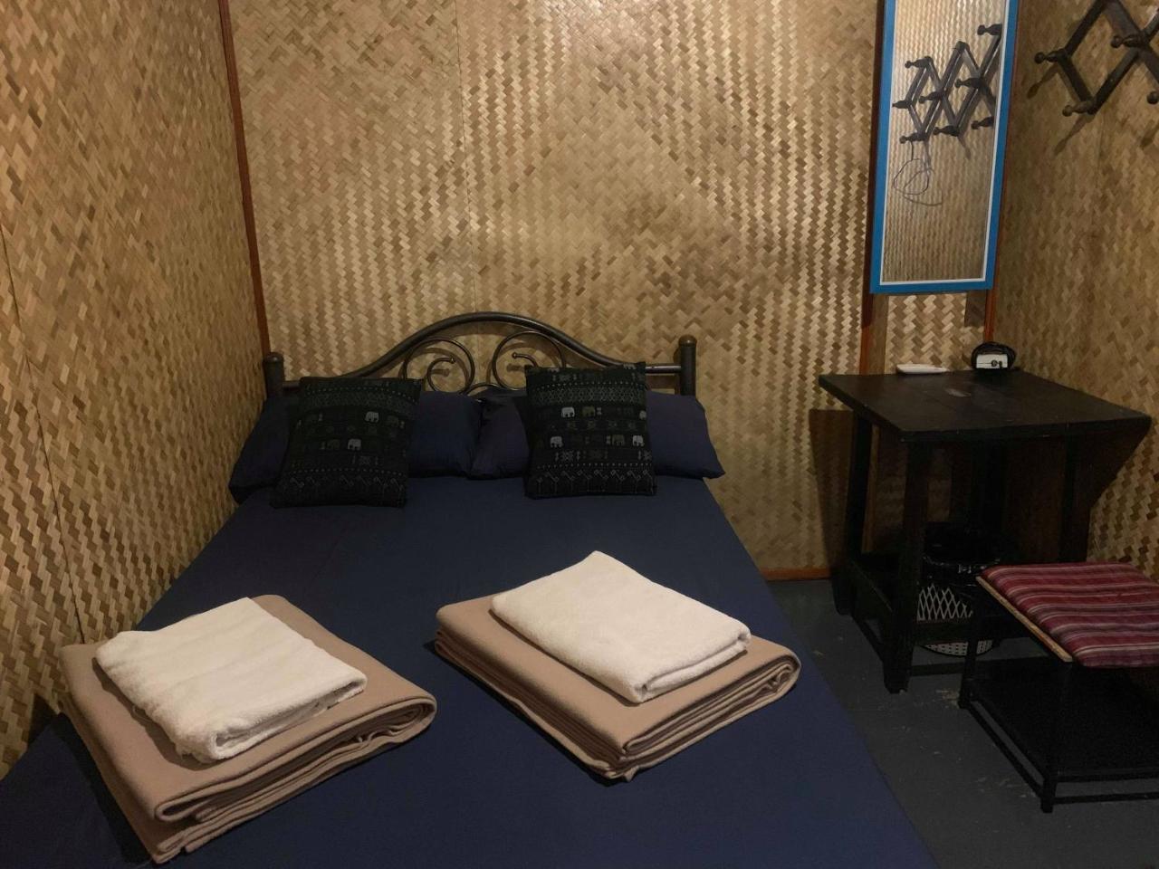 J Giant Hostel Chiang Mai Eksteriør billede